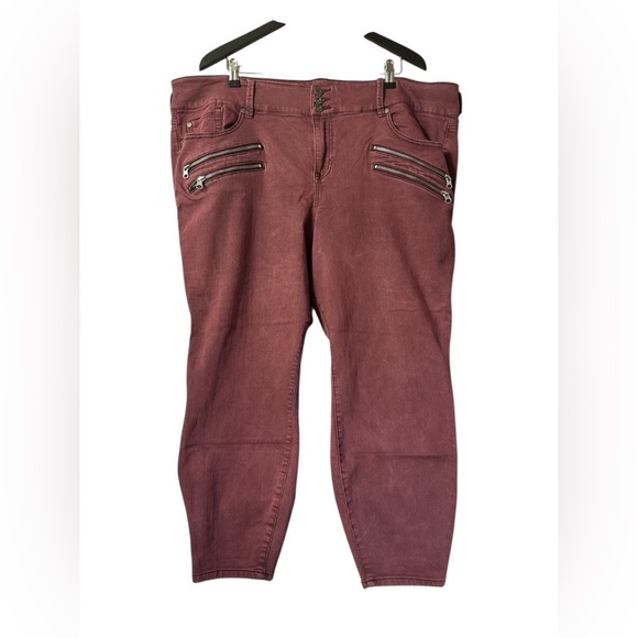 Torrid Super Stretch Jeggings Burgundy Women Size 26S - Picture 3 of 12